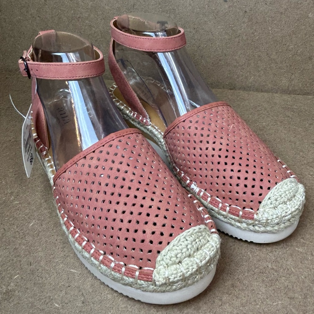 New A.n.a Clayson Women’s Terracotta Espandrille